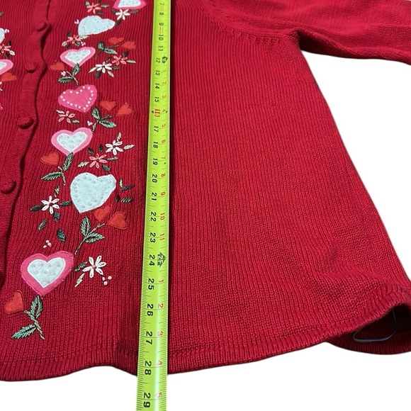 Quacker Factory embroidered  knit cardigan,red button front,hearts,sequins,felt - Picture 7 of 11